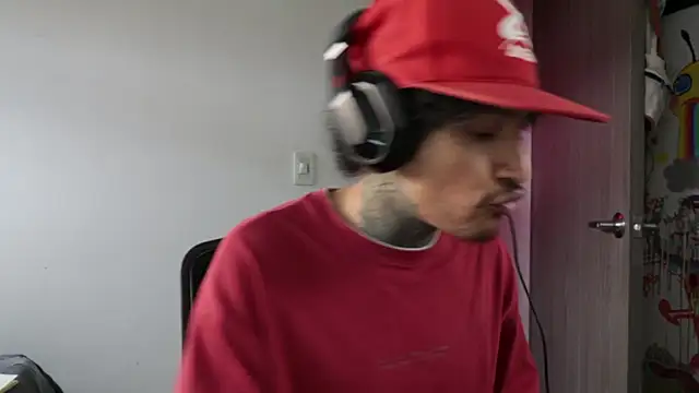 trieone Show Webcam