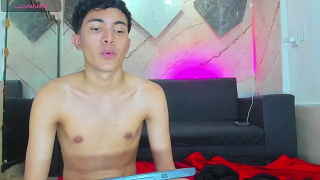Yeff_26 Webcamshow