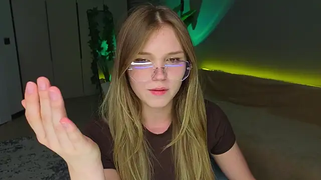 linakorvin Chat XXX in diretta