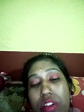 bannerjeesneha20 élő XXX-chatje