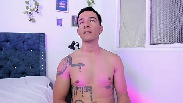 scarlett_777_dante's Webcam Show
