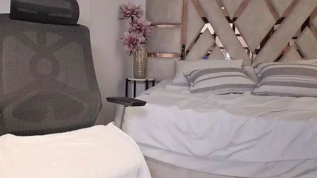 kellygrace_vg Live XXX-chat