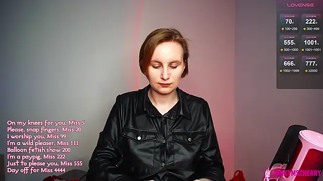 Chat XXX en directo de KinkyMissCherry