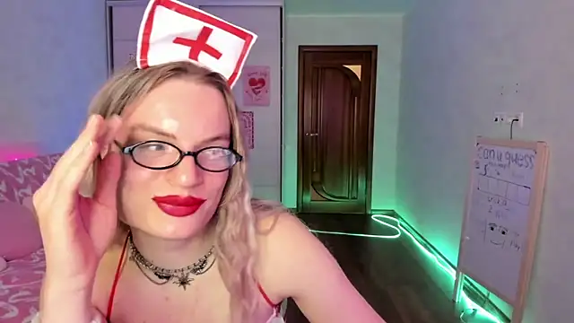 Вебкам-шоу milliKira006