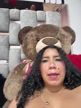 serena_willow élő XXX-chatje
