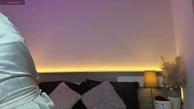 Živý XXX chat ZarahFoxx