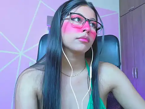 _ALLYSON18_'s Live XXX Chat