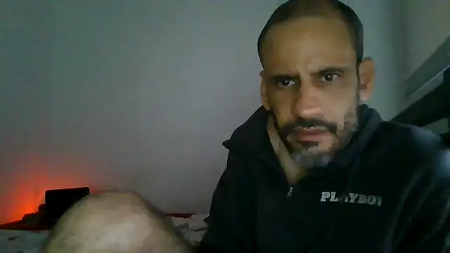 IdenticalOunce31n Webbikameraesitys