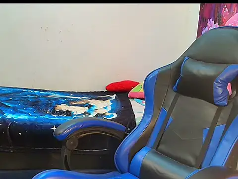 Karol_naughty: απευθείας συνομιλία ΧΧΧ