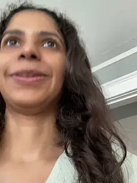 XXX chat uživo modela karlatiburcio