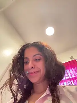 karlatiburcio's Live XXX Chat