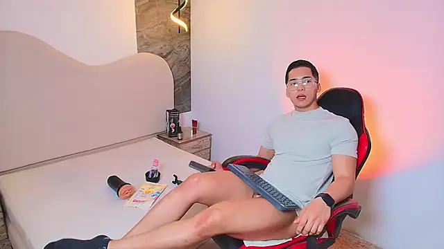 TONY_FOXX1's Live XXX Chat
