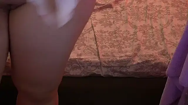 CrystallPaws 现场XXX聊天