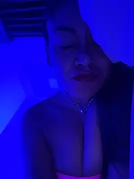 ToXxXiicBarbiie live XXX chat