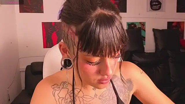 Živý XXX chat _sharlotte777