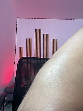Chat +18 de magnumchris ao vivo