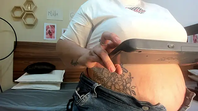 Chat XXX en directo de MillaGrey
