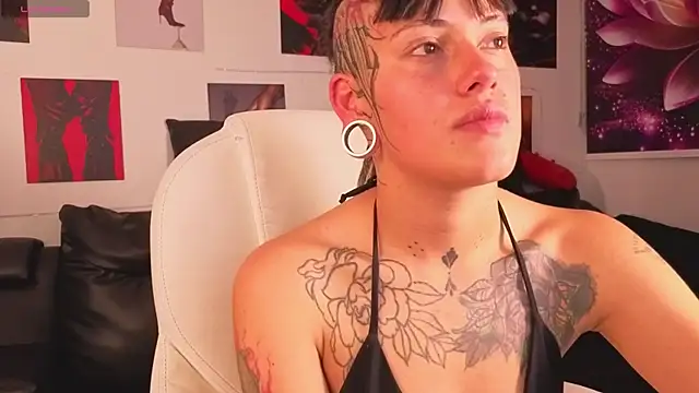 _sharlotte777's Live XXX Chat
