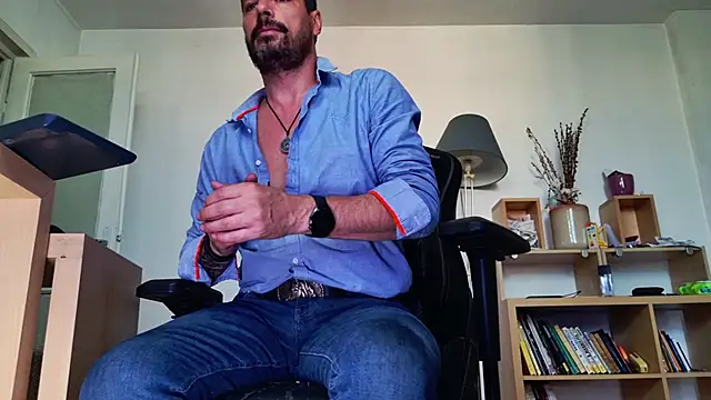 دردشة ChrisKox الجنسية المباشرة
