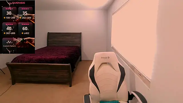 XXX chat uživo modela britteebee