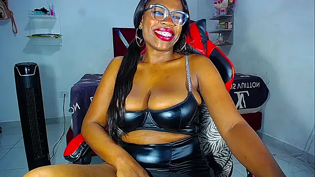 DanisaBrown's Live XXX Chat