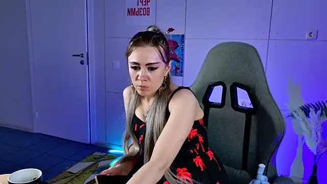 צ'אט XXX בשידור חי של Kumiho_7777