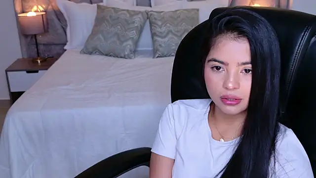 Layla_Breezee – Naživo XXX chat