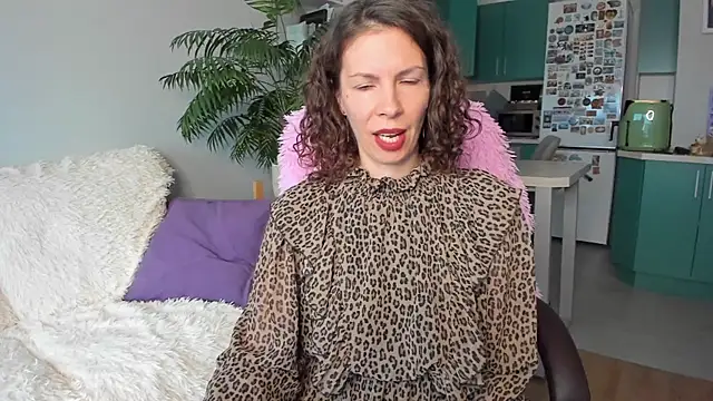 צ'אט XXX בשידור חי של ChristinaGlory