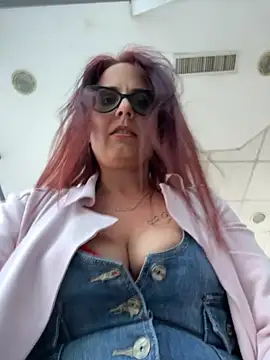 Chat +18 de NataKitten ao vivo