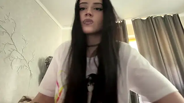 LouisePavlides – Live XXX-chat