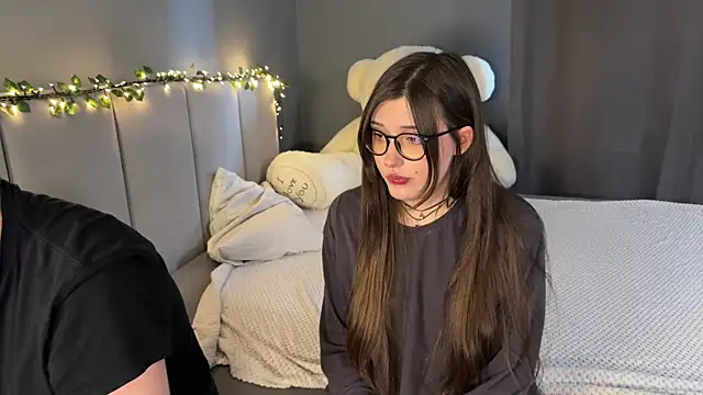 sasaykyra XXX чат на живо