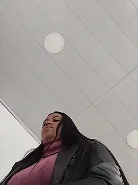 _Mia-Safety_Inspector Chat XXX live