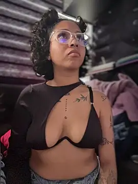 Laila_LS' Live XXX Chat