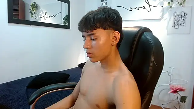Ryan_grayx's Webcam Show