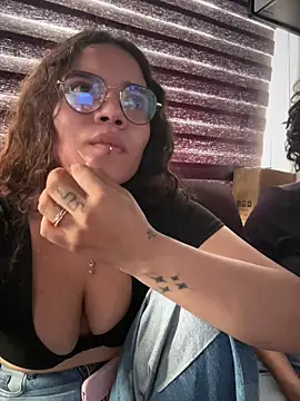 Dakotaa_ls' Live XXX Chat