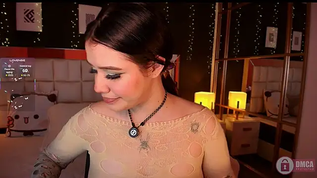emmy_wattsoon's Live XXX Chat