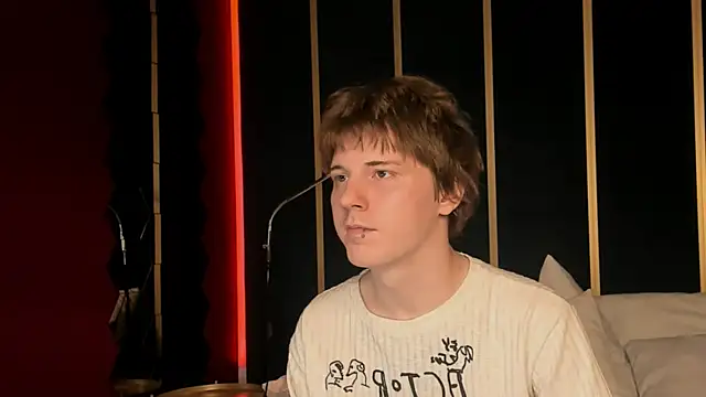 Benjamin_Harris' Live XXX Chat