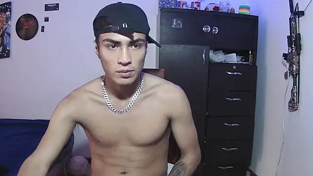Show modela Fenix_hardcock na web-kameri