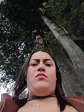 Lesly_10-'s Live XXX Chat