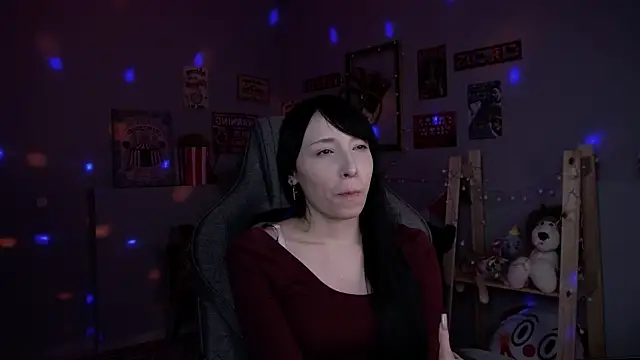 XXX chat uživo modela SeraphineSparda