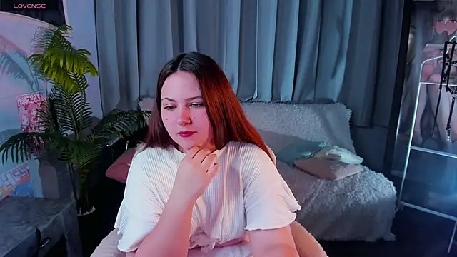 MireyaLin XXX чат на живо