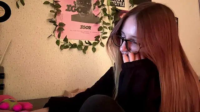 XXX chat uživo modela Sunshine_Kira