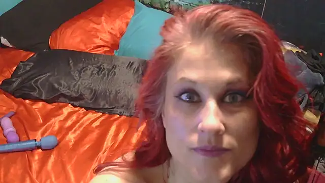 BusyB1983 Chat XXX in diretta