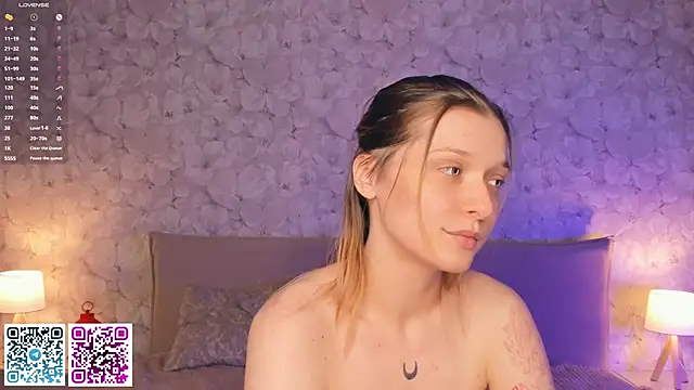 CleopatraHabibi's Webcam Show