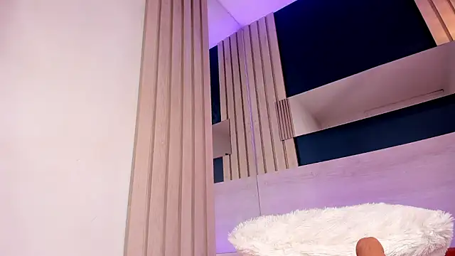 XXX chat uživo modela SofiCandy_