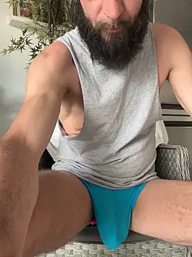 Michel_huge Adlı Modelin Canlı XXX Sohbeti