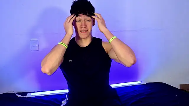 Онлайн чат XXX Luke_Muscle