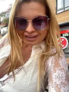 Chat XXX en directo de Lisavontease