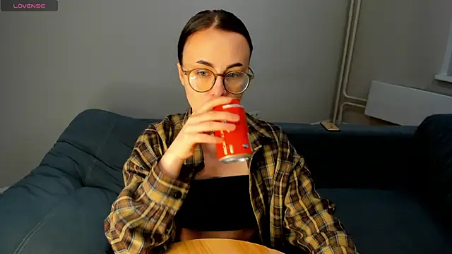 Онлайн чат XXX MewStella