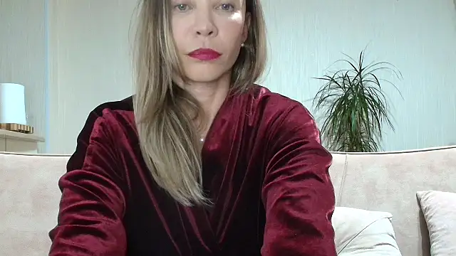 Gargona1 Chat XXX live